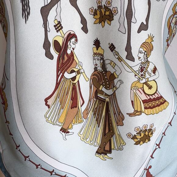 HERMÉS PARIS Poesie Persane 90cm Light Blue Persian Motif Silk Scarf - Picture 12 of 12